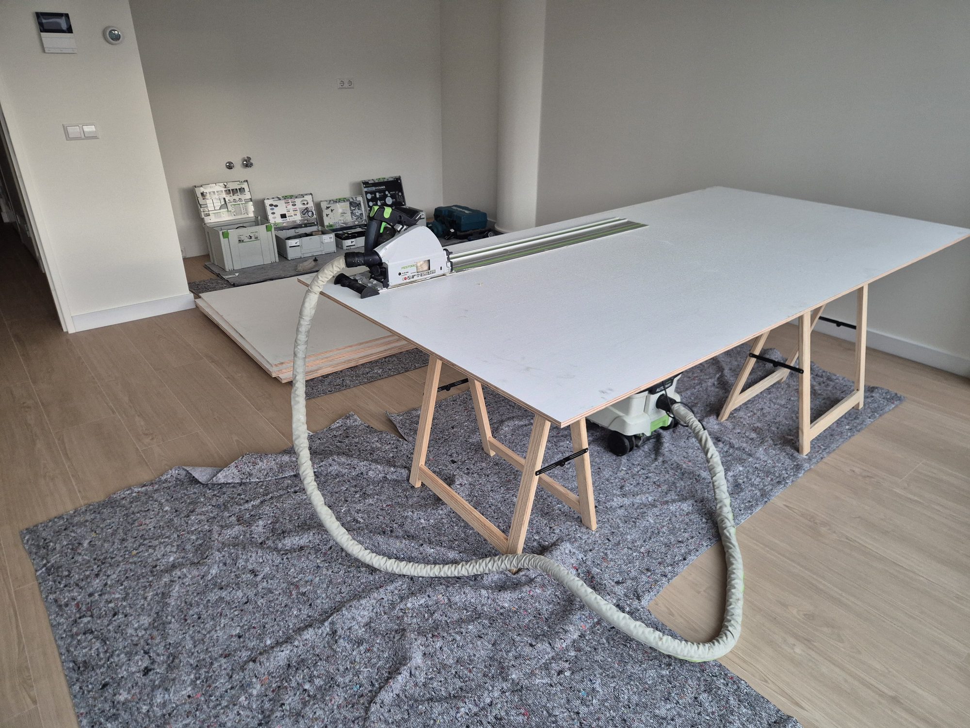 Custom cabinet build table